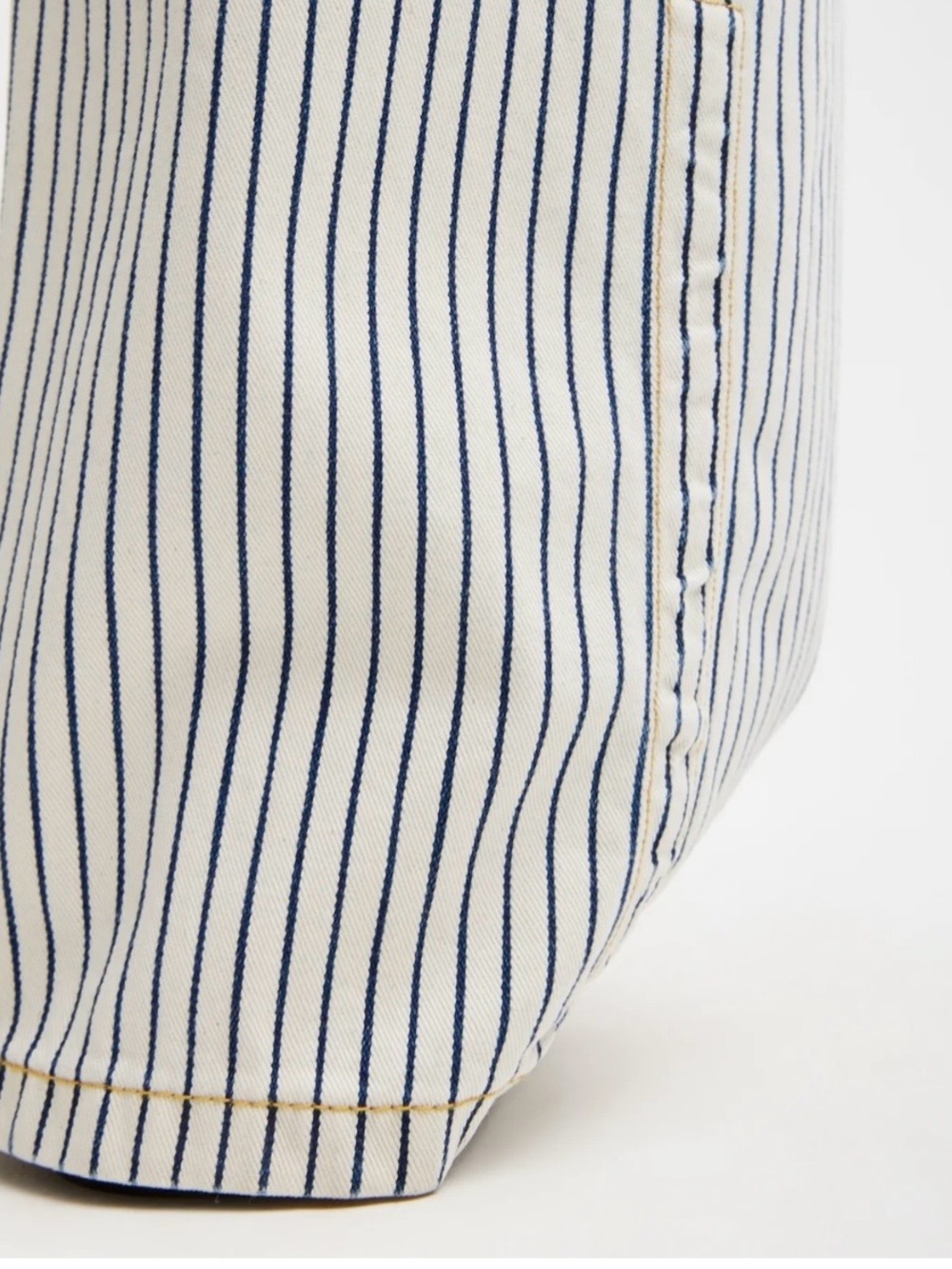 Stone Washed Striped Denim Sid Jean-regular length - Picture 5 of 7